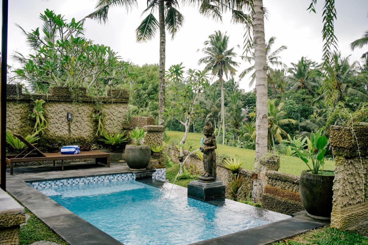 Villa Alvia Joglo House & Private Pool à Tampaksiring Extérieur photo