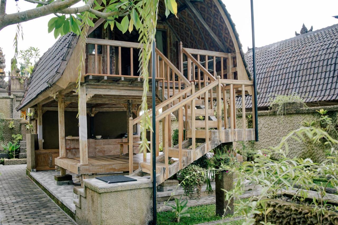 Villa Alvia Joglo House & Private Pool à Tampaksiring Extérieur photo